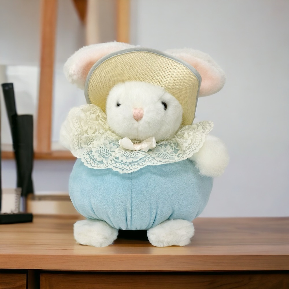 Vintage 1992 Lord & Taylor Young People Shop Easter Bunny